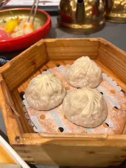 鮮肉濃湯小籠包