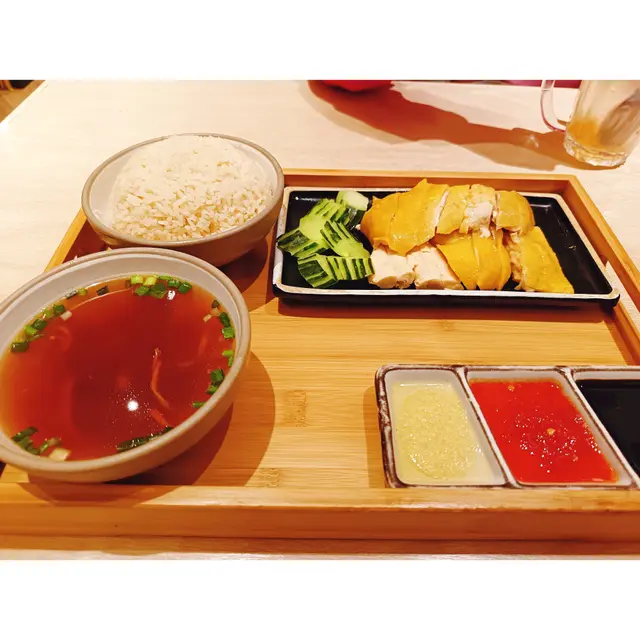 無骨海南雞配油飯