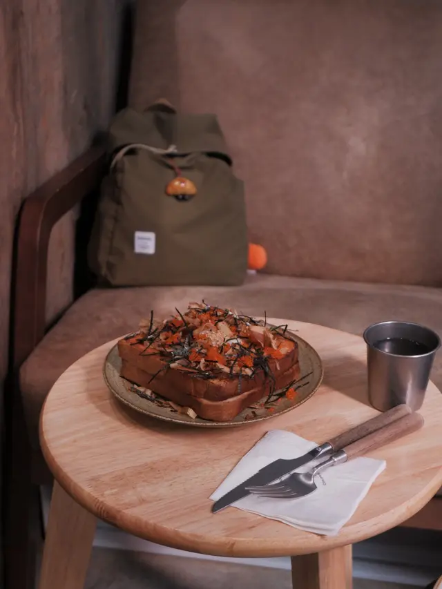 香烤明太子醬溫泉蛋吐司