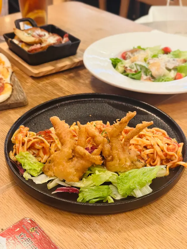 軟殼蟹配蕃茄濃汁鮮製意粉