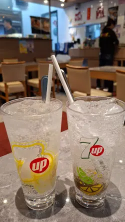 咸柠七/ 鲜柠七