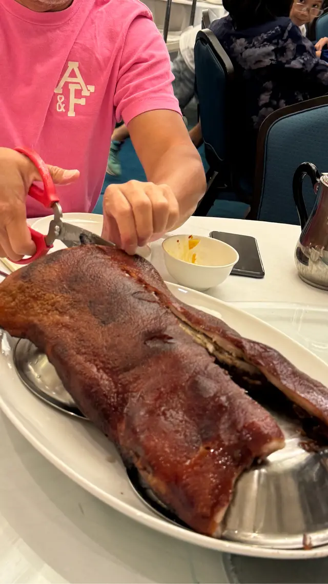 乳豬免斬，自己剪