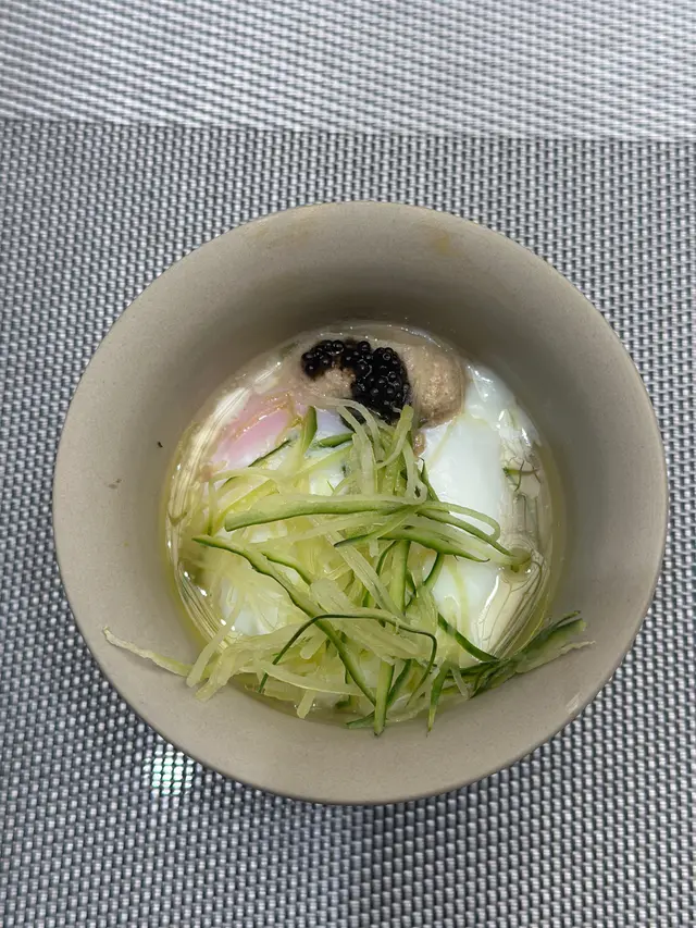 魚子醬溫泉蘭王蛋