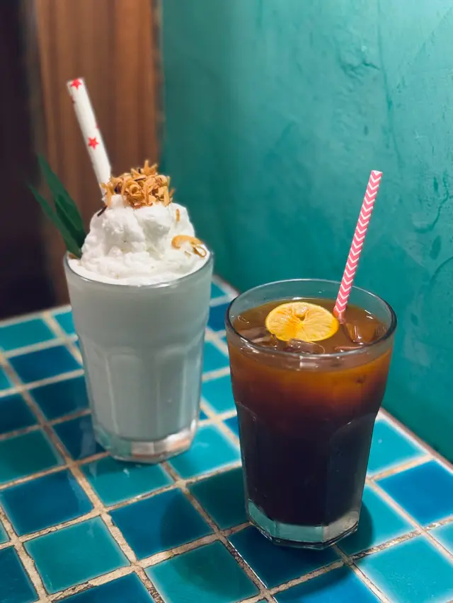 椰汁沙冰|泰式青檸茶