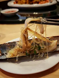 蒜蓉粉絲蒸蟶子