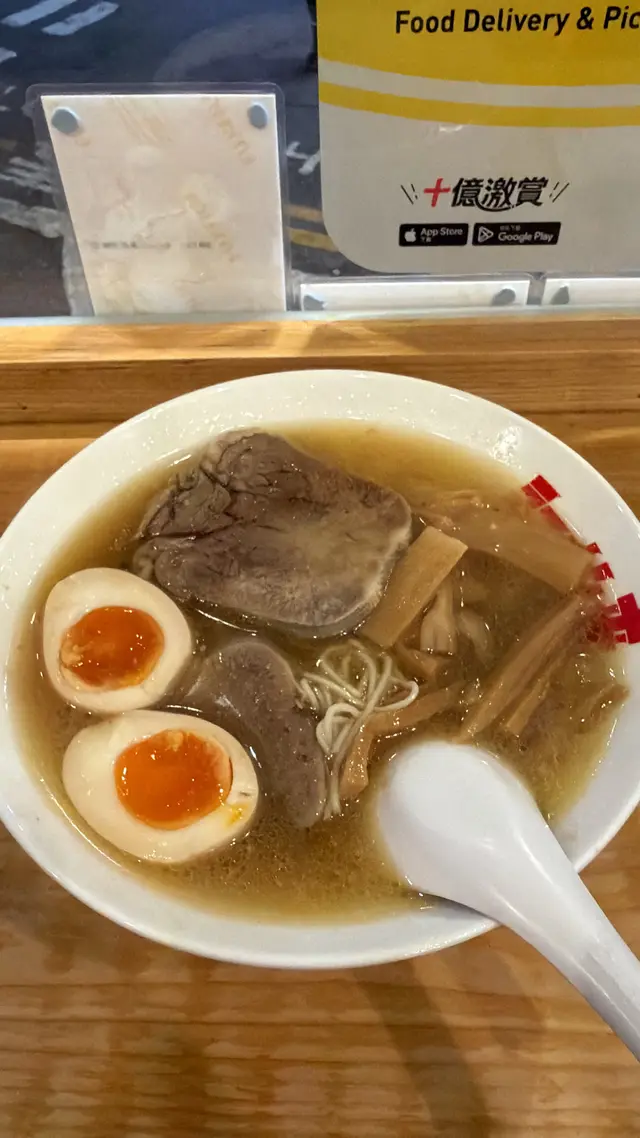 牛舌牛尾湯拉麵