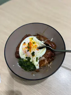 食左一啖先记得影相