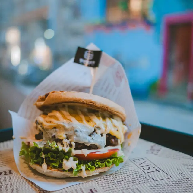 黑松露蘑菇安格斯牛漢堡