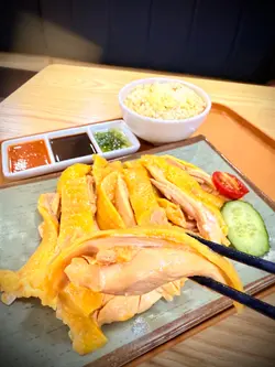 📌 皇牌无骨海南鸡(半只)