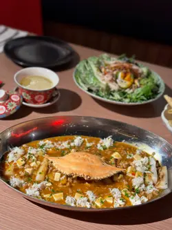 Stir-fried Rice Roll with Mapo Tofu and Crab Meat