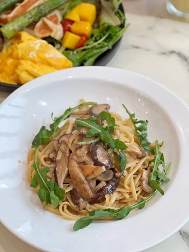 忌廉芝士牛肝菌扁意粉