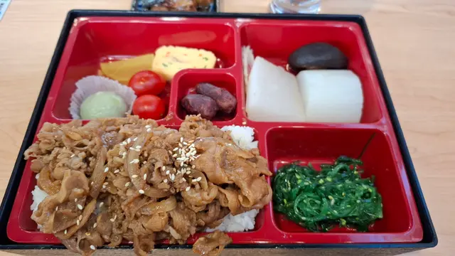 牛肉生薑燒便當