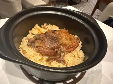 法式油封鸭腿煲仔饭