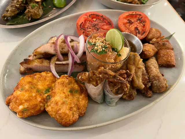 阿閒．泰式拼盤