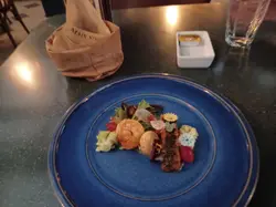 前菜大虾带子及烟三文鱼