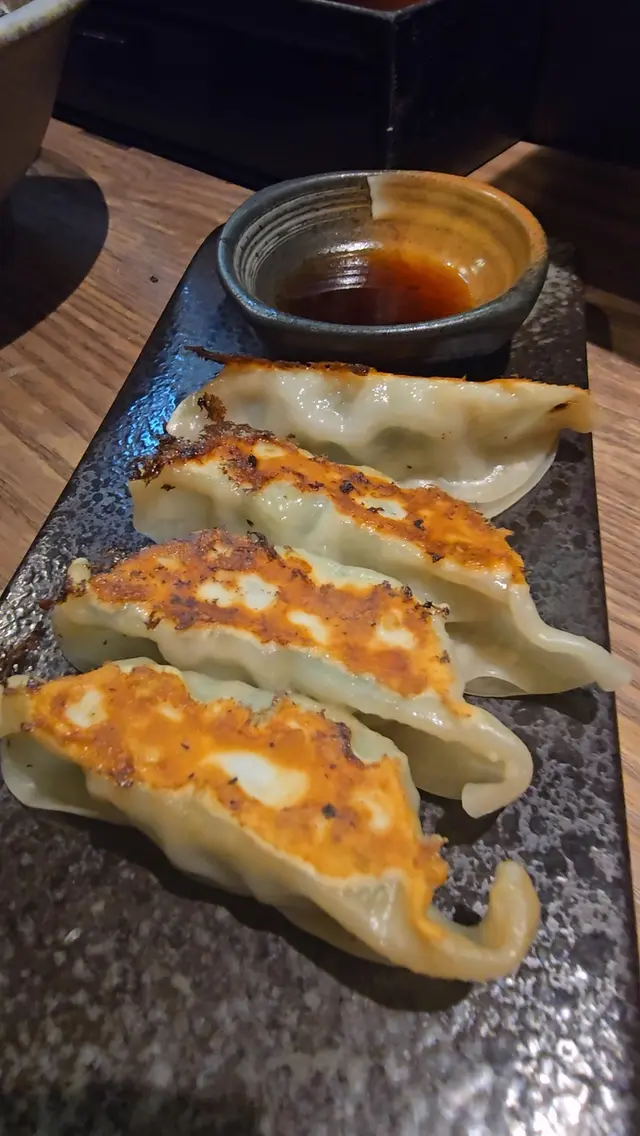豚骨湯拉麵套餐(包玉子+餃子)
