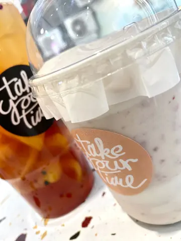 紅提優格果昔&超級水果茶