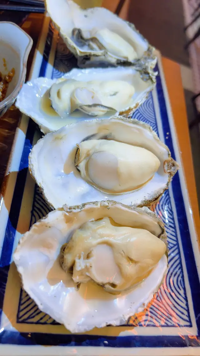 用高壓鍋烹調的方法,保留蠔隻原汁原味,蠔肉肥美多汁