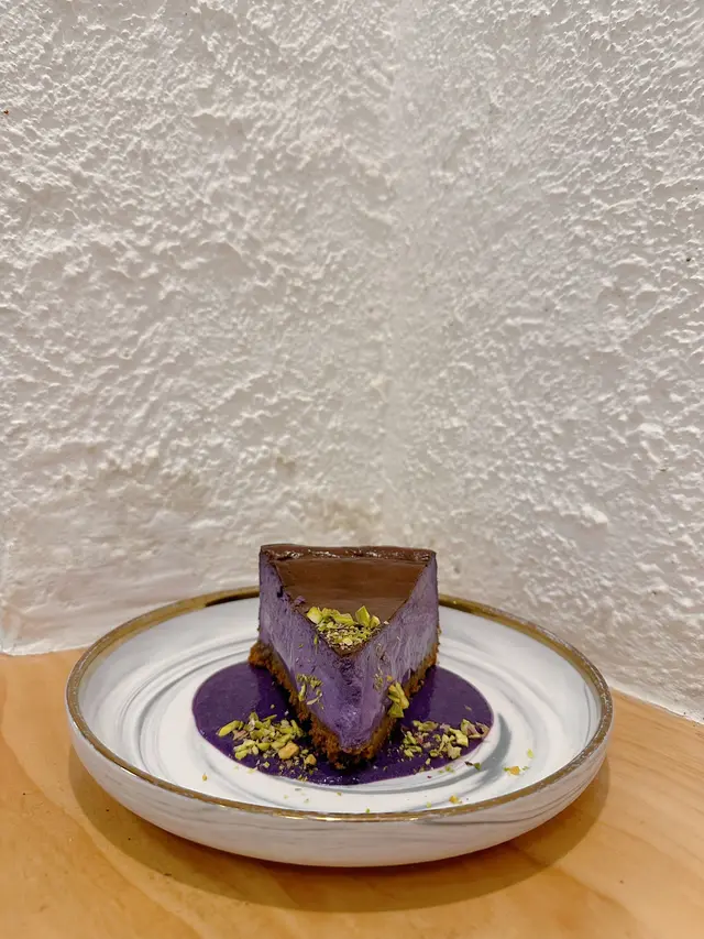 Ube  burnt  cheesecake  流心紫薯芝士蛋糕
