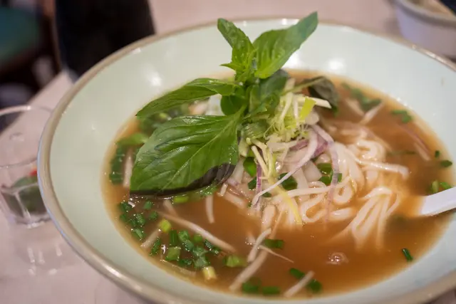 香茅豬扒湯河粉