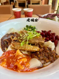 招牌和牛腩𰻞𰻞麵