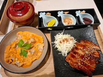 香草美水鸡 照烧鸡排御膳 + 香草美水鸡亲子丼(小份)
