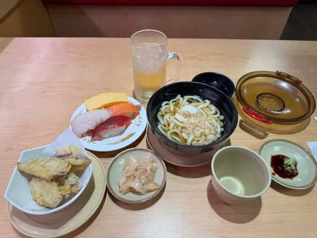 另加蕃薯天婦𡤢$18，whisky soda $27 