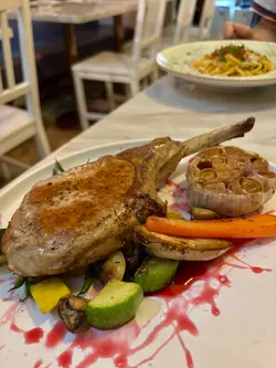 Apple Puree Tomahawk Pork