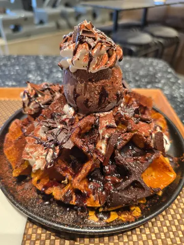 三重朱古力窩夫