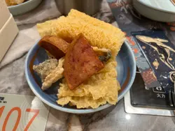 火锅腐皮，午餐肉，炸鱼皮