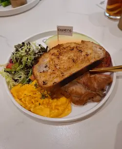 香烤鸡扒全日早餐