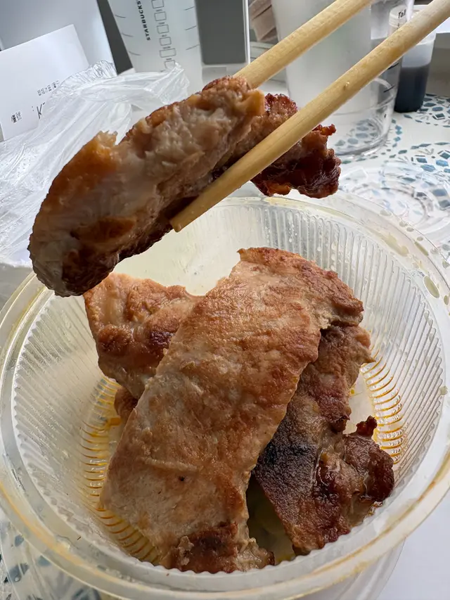 檳城喇沙湯 豬扒 米線