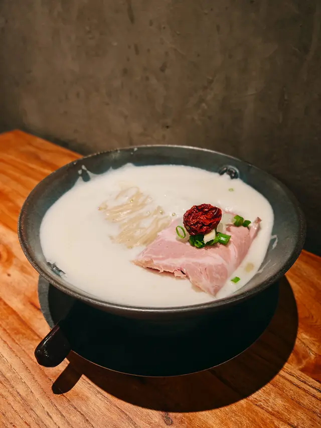 熟成雞白湯拉麵