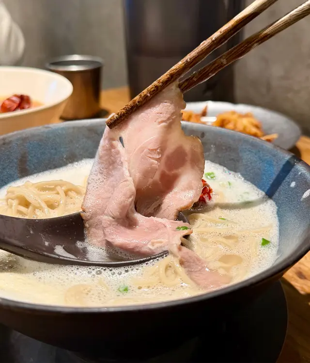 慢煮西班牙黑豚梅叉燒