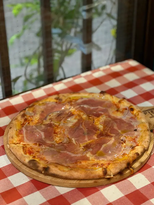 Parma Gorgonzola e Cipolle