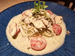 Spaghetti with Chicken and Pesto Sauce