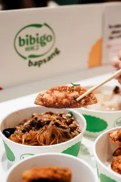 炸豬肉泡菜餃子