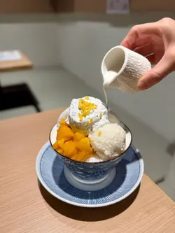 泰式芒果糯米饭刨冰