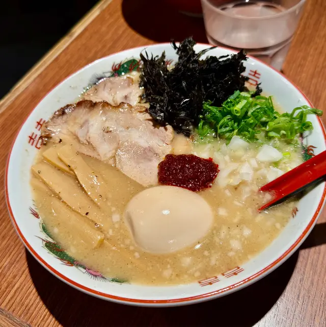 黑龍豚骨拉麵