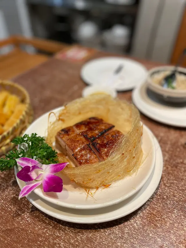 拔絲焦糖香燒脆腩仔