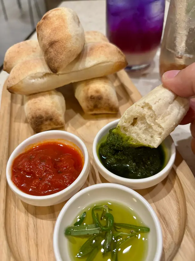 酸種麵包配SEED蘸醬