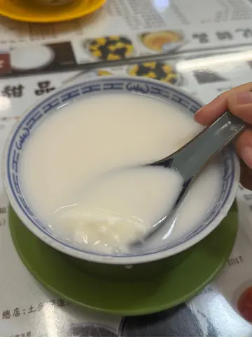 杏仁糊蛋白炖奶