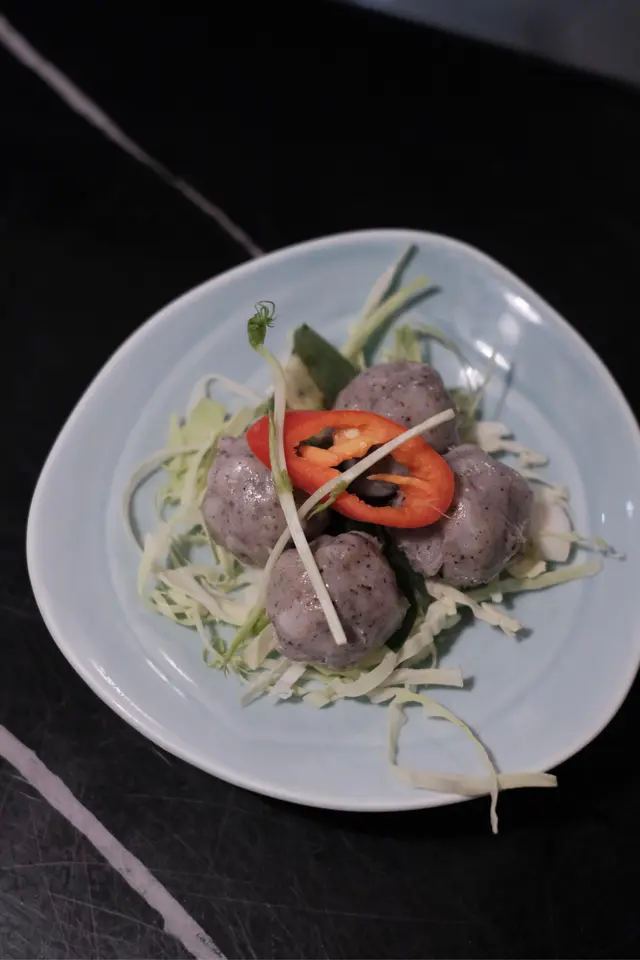 手打黑松露墨魚丸