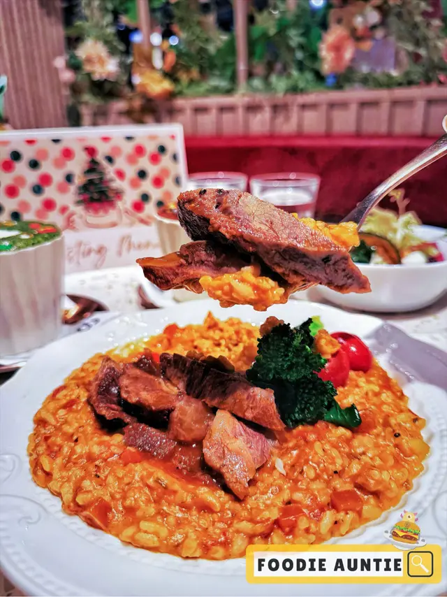 Mini Chrismas Dining for Two