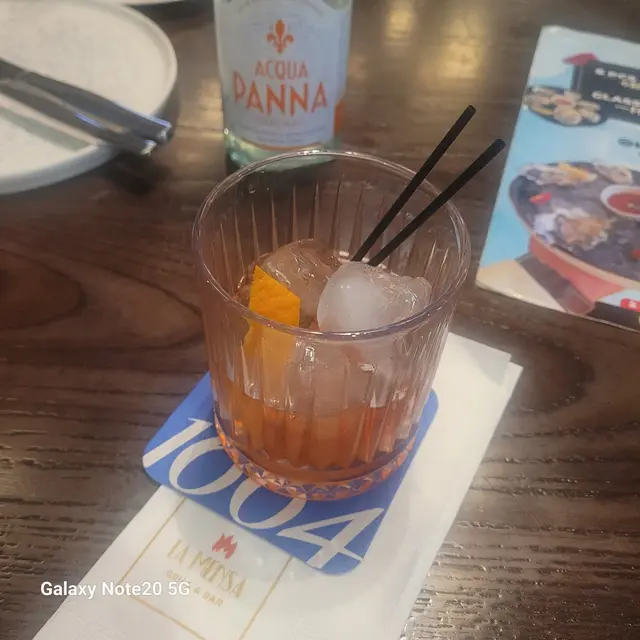 Must go place, 👍🏼food👍🏼drink👍🏼atmosphere