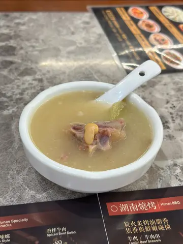 AUSPICIOUS RESTAURANT — photo via OpenRice